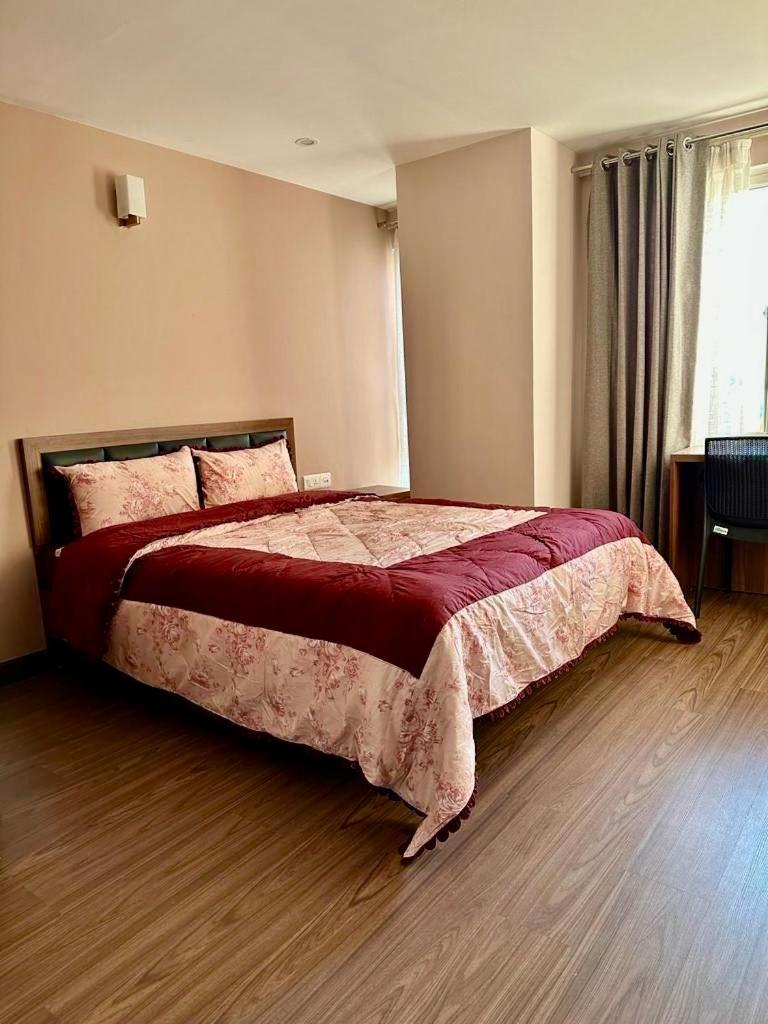 Penthouse 3 Bedroom Apartment With A Beautiful View Pokhara Exteriör bild