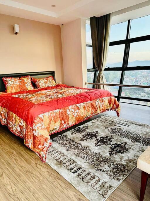 Penthouse 3 Bedroom Apartment With A Beautiful View Pokhara Exteriör bild